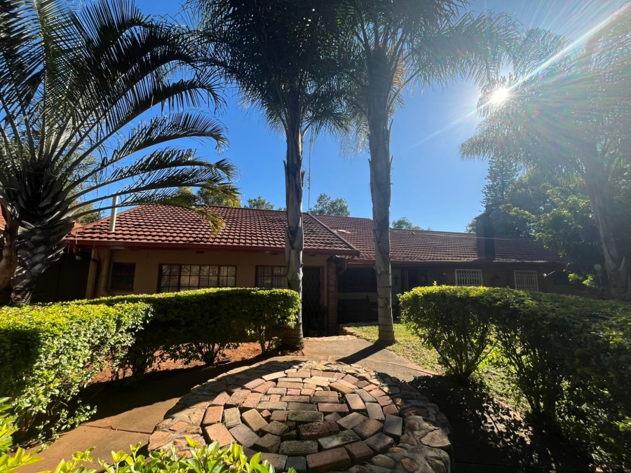 5 Bedroom Property for Sale in Protea Park North West